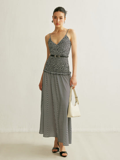 Shirred V-Neck Sleeveless Pleated Dress